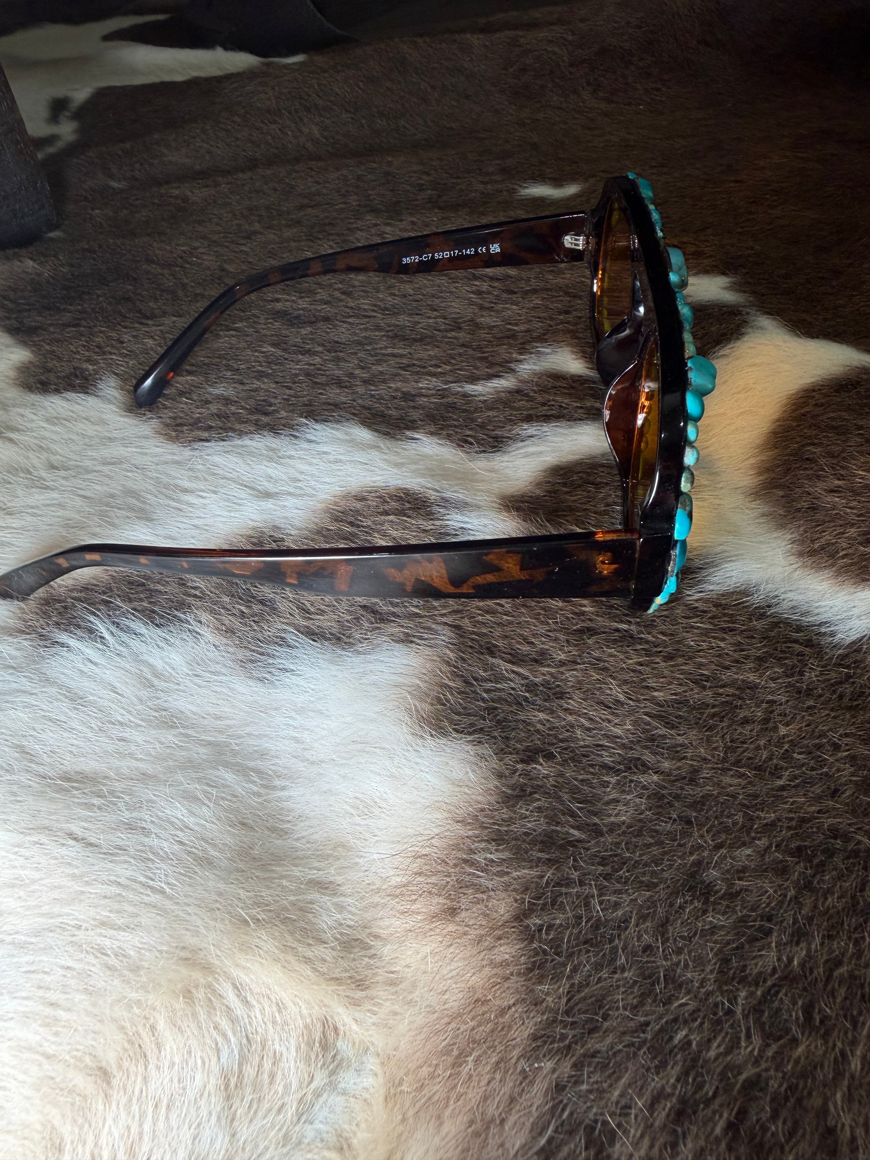 The Destin Shades