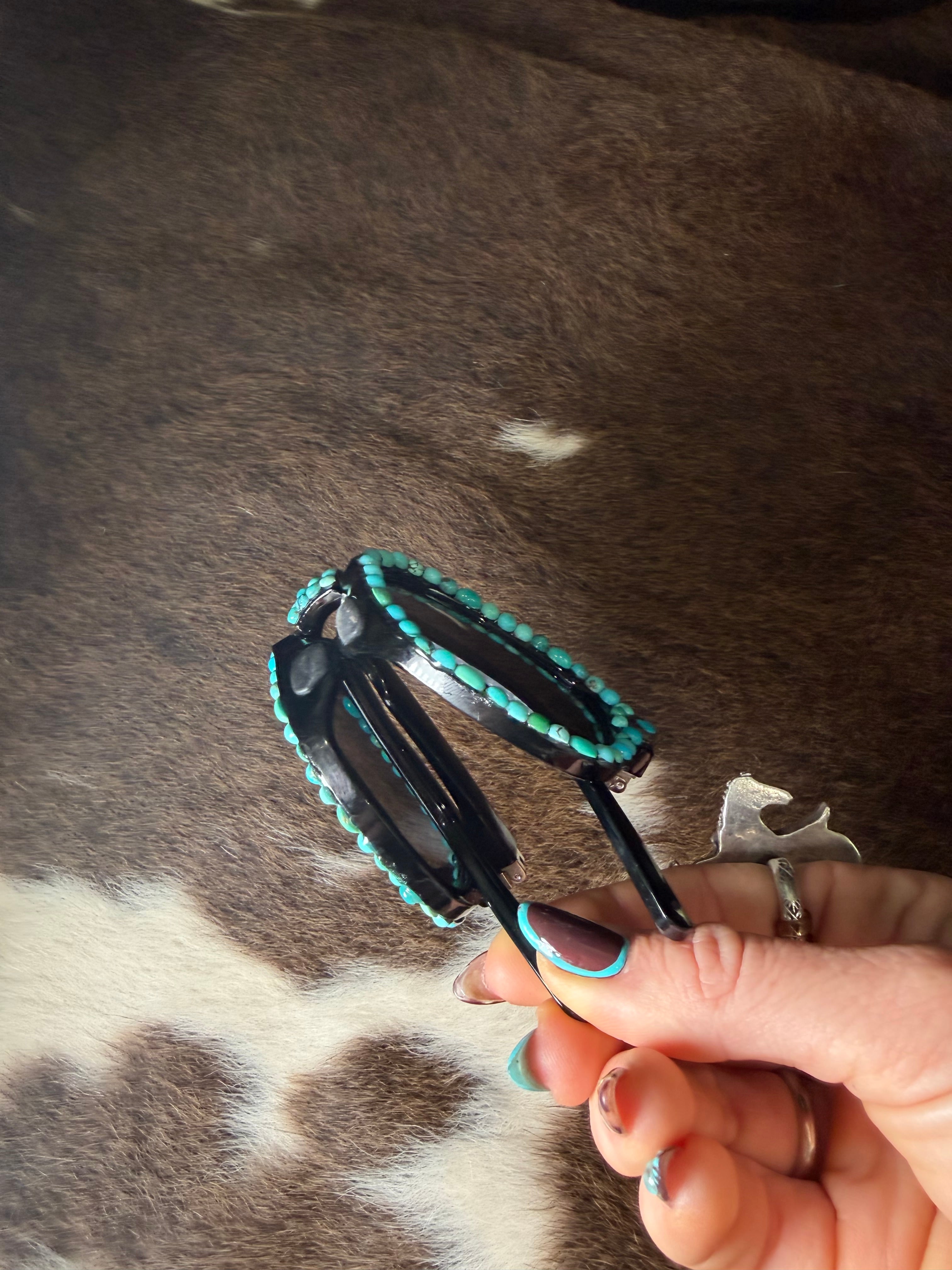 Black Betty shades